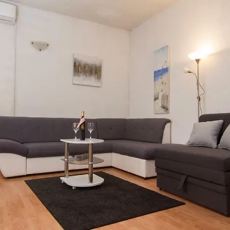 Appartement Studio Vedran *
